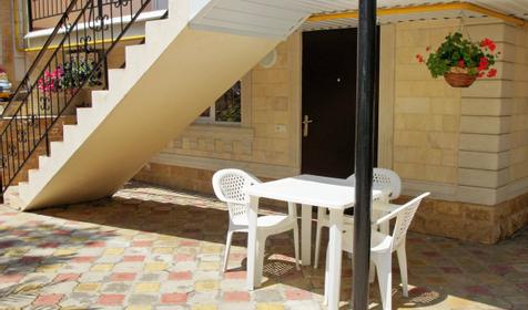 Однокомнатный с кухней в коттедже на 1 этаже