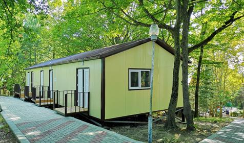 Двухкомнатный с удобствами, Летние домики