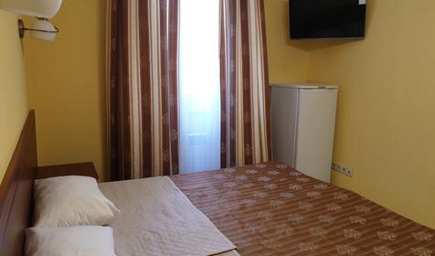 Двух-, трехместный евростандарт с мини-кухонным уголком, 4 этаж