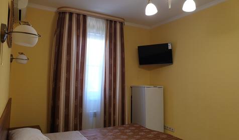 Двух-, трехместный евростандарт с мини-кухонным уголком, 4 этаж