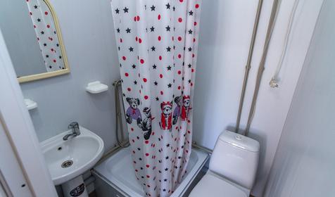 Трехместная мансарда. Гостевой дом Виктория, Туапсе, Дедеркой