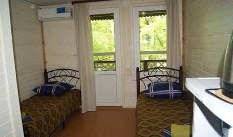 Двухместный номер в деревянном корпусе