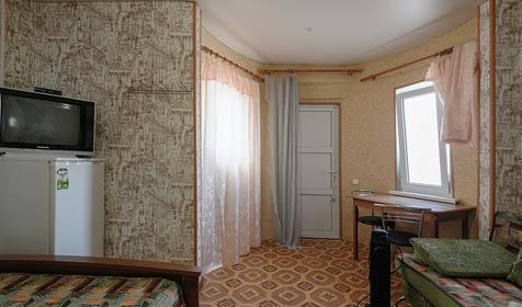 Трехместный в башне с общей кухней №7