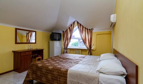 Двух-, трехместный стандарт с удобствами на блок. Гостевой дом Аквамарин, г. Геленджик