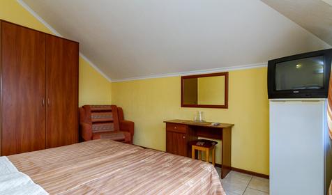 Двух-, трехместный стандарт с удобствами на блок. Гостевой дом Аквамарин, г. Геленджик