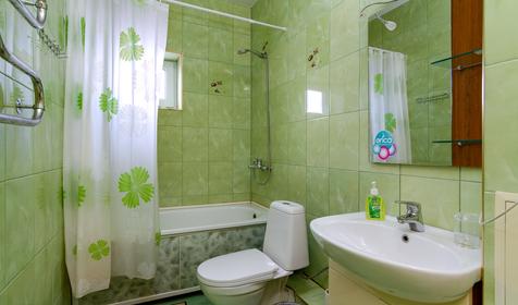 Трех-четырехместный евростандарт. Гостевой дом Аквамарин, г. Геленджик