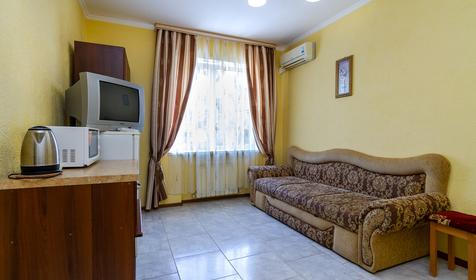 Трех-четырехместный евростандарт. Гостевой дом Аквамарин, г. Геленджик