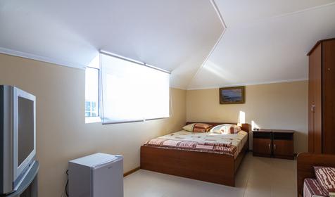 Трехместный стандарт. Гостевой дом Солнечный берег, Анапа, Сукко