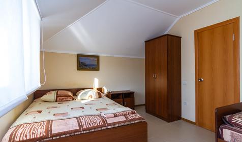 Трехместный стандарт. Гостевой дом Солнечный берег, Анапа, Сукко