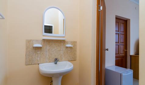 Трехместный стандарт. Гостевой дом Солнечный берег, Анапа, Сукко