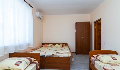 Четырехместный стандарт. Гостевой дом Солнечный берег, Анапа, Сукко