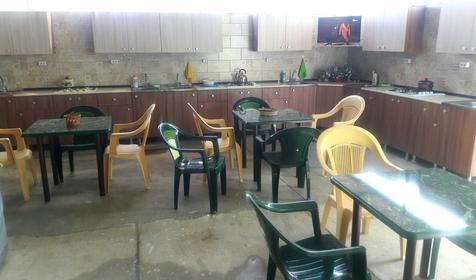 На Набережной