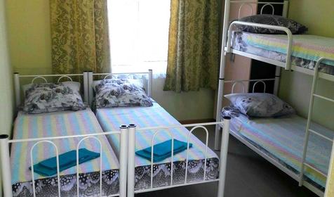 На Набережной