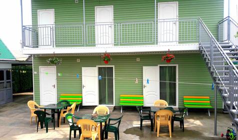 На Набережной