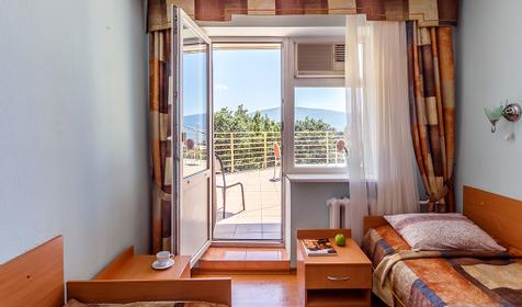 Четырехместный двухкомнатный. Пансионат Виктория, Геленджик, Кабардинка