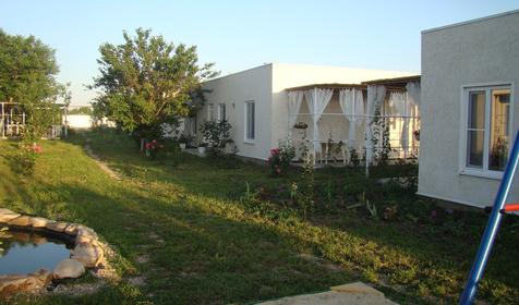 Villa Petra (Вилла Петра)