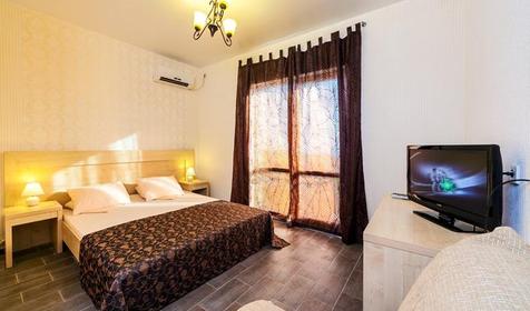 Двухместный стандарт с видом на море. Гостевой дом Dolche Vita, г. Геленджик, мкр. Голубая бухта