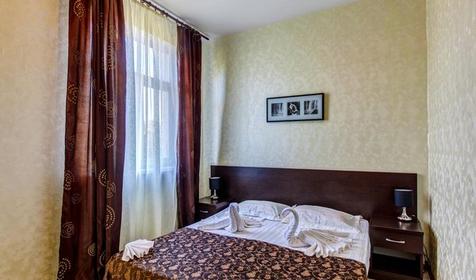 Четырехместный двухкомнатный стандарт с балконом. Гостевой дом Dolche Vita, г. Геленджик, мкр. Голубая бухта