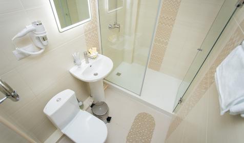 Четырехместный джуниор сьют с балконом и видом на море