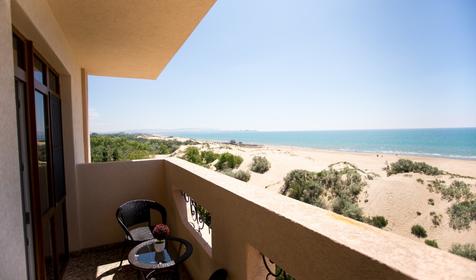 Четырехместный джуниор сьют с балконом и видом на море