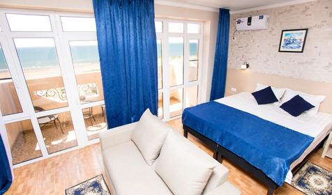Четырехместный джуниор сьют с балконом и видом на море