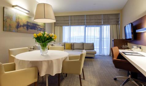 Люкс двухместный двухкомнатный. Кемпински Гранд Отель, г. Геленджик