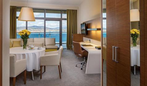 Люкс семейный двухместный трехкомнатный с видом на море. Кемпински Гранд Отель, г. Геленджик