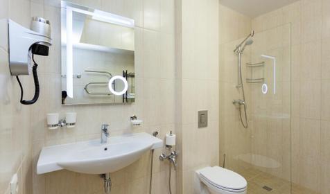 Трехместный супериор. Гостиничный комплекс Дельмонт, Анапа, Сукко