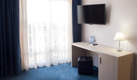 Трехместный супериор. Гостиничный комплекс Дельмонт, Анапа, Сукко