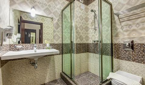 Люкс двухместный двухкомнатный без балкона. Отель Oscar (Оскар). Геленджик