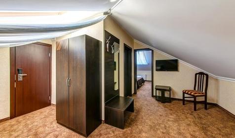 Комфорт двухкомнатный двухместный. Отель Oscar (Оскар). Геленджик