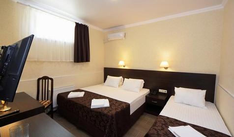 Семейный двухкомнатный двухместный. Отель Oscar (Оскар). Геленджик