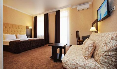 Стандарт трехместный. Отель Oscar (Оскар). Геленджик