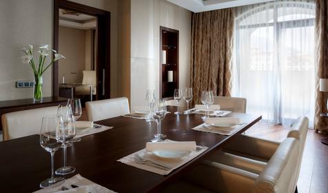 Президентский люкс. Отель Сочи Марриотт Красная Поляна, Сочи, п. Эсто-Садок