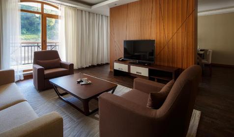 Трехкомнатный Гранд Люкс. Отель Сочи Марриотт Красная Поляна, Сочи, п. Эсто-Садок