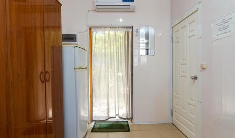 Четырехместный с удобствами. Гостевой дом Лазурит, Адлер