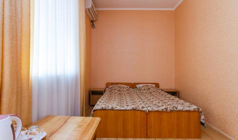 Комната с удобствами. Гостевой дом Лазурит, Адлер