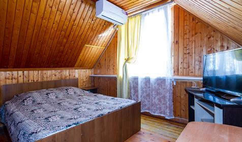 Комната с удобствами. Гостевой дом Лазурит, Адлер