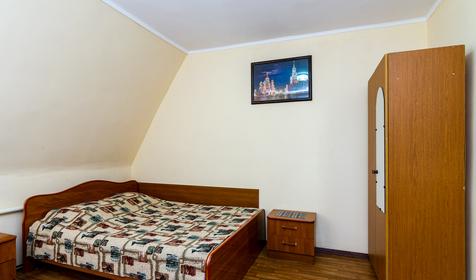 Эконом улучшенный трехместный. Гостевой дом Лазурит, Адлер