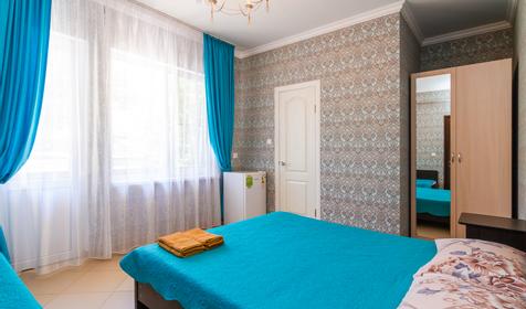 Трехместный номер. Гостевой дом ДиА, Сочи, Лазаревское