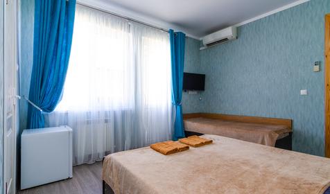 Трехместный номер. Гостевой дом ДиА, Сочи, Лазаревское