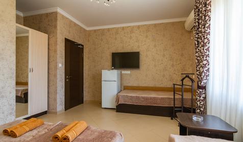 Четырехместный номер. Гостевой дом ДиА, Сочи, Лазаревское