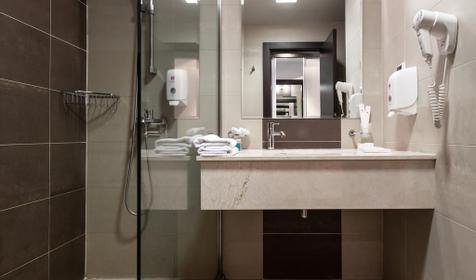 Двухместный WIN с балконом. Курортный отель AZIMUT Freestyle Rosa Khutor, Сочи, Эсто-Садок