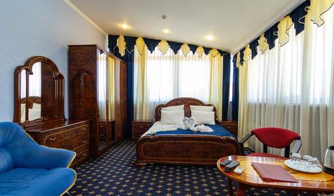 Люкс однокомнатный. Отель Шарм, г. Адлер