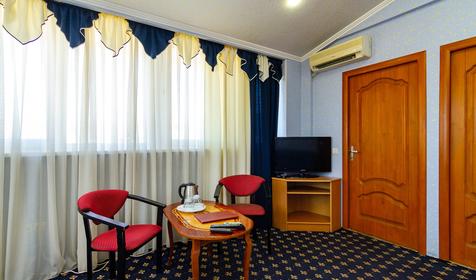 Люкс однокомнатный. Отель Шарм, г. Адлер