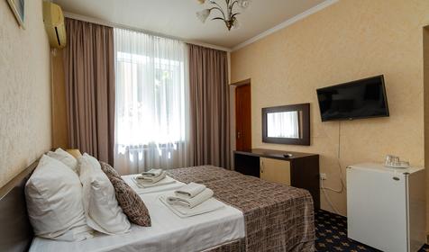 Семейный однокомнатный. Отель Шарм, г. Адлер