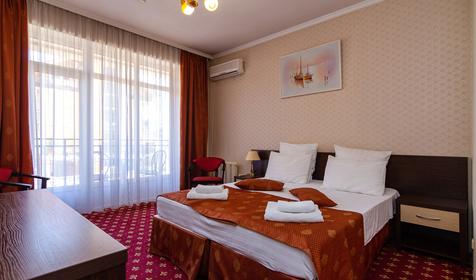 Полулюкс. Отель Шарм, г. Адлер