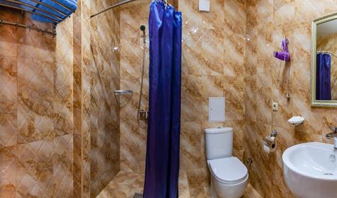 Двухкомнатный люкс с балконом. Гостевой дом Юг, Туапсинский район, п. Небуг