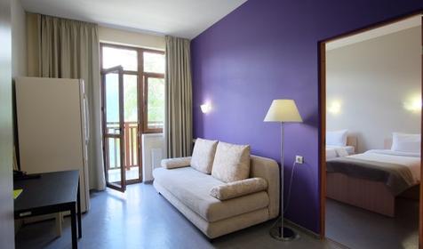 Стандарт трех-, четырехместный улучшенный. Отель Riders Lodge Адлерский район, Сочи, поселок Красная Поляна