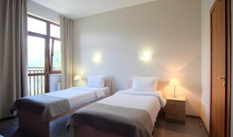 Стандарт трех-, четырехместный улучшенный. Отель Riders Lodge Адлерский район, Сочи, поселок Красная Поляна